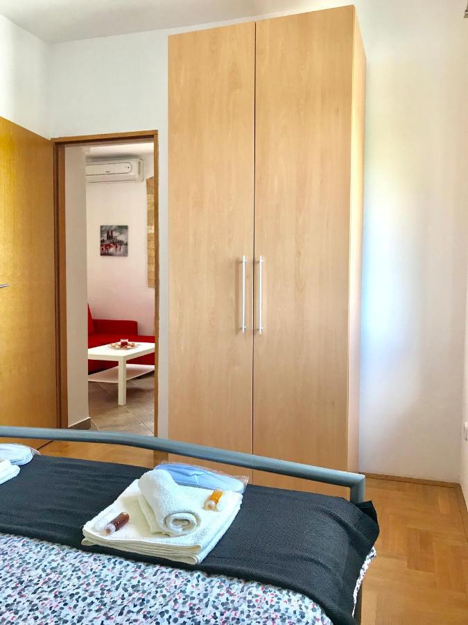 Apartment Pepa Starigrad Paklenica Exterior photo