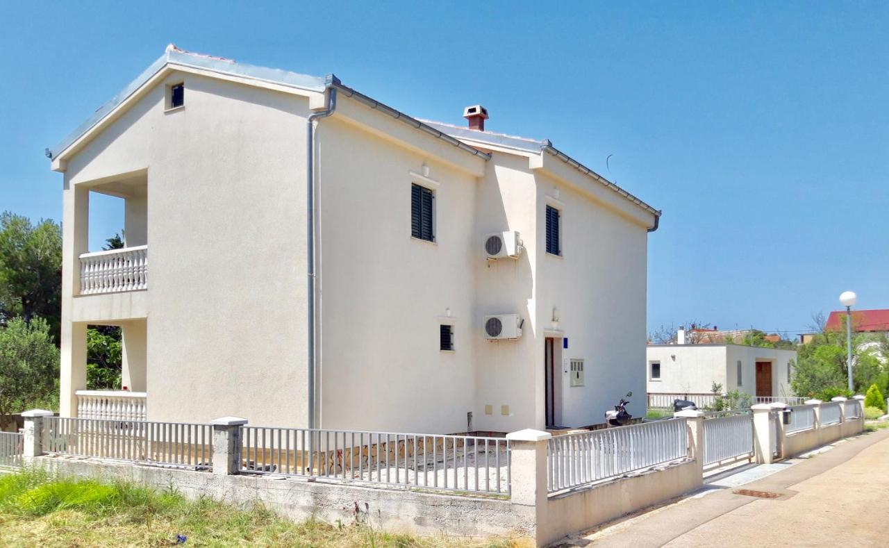 Apartment Pepa Starigrad Paklenica Exterior photo